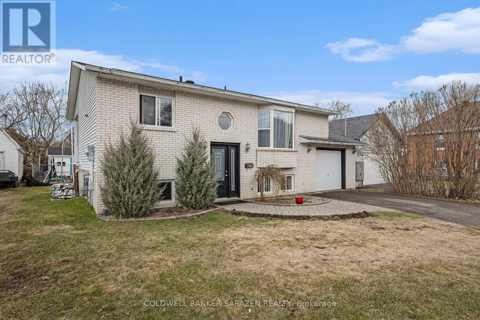 Property Photo: 23 Ida Street South ON K7S 3A3