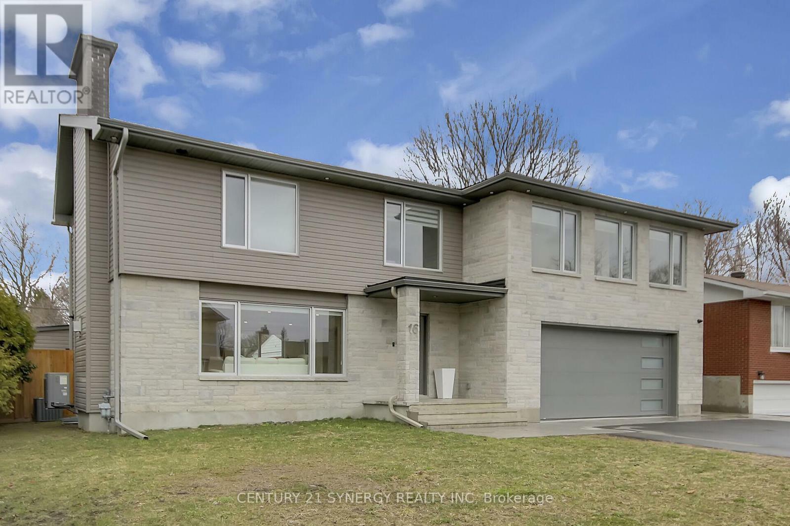 Property Photo: 16 Glenridge Road ON K2G 2Z5