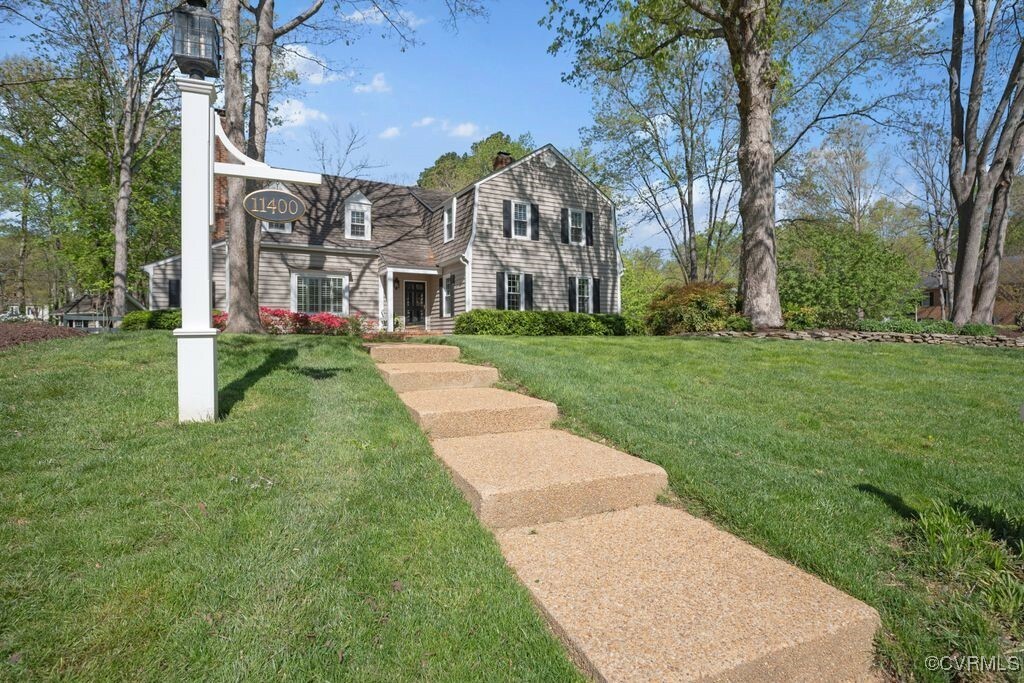 Property Photo: 11400 Yeomans Drive VA 23238