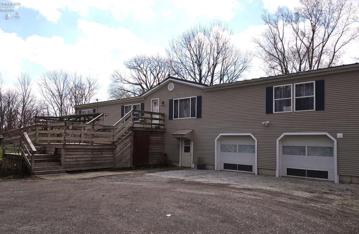 Property Photo:  235 Front  OH 44883 