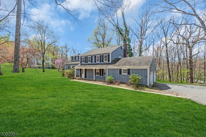 5 Archgate Rd  Bernards Twp. NJ 07920 photo