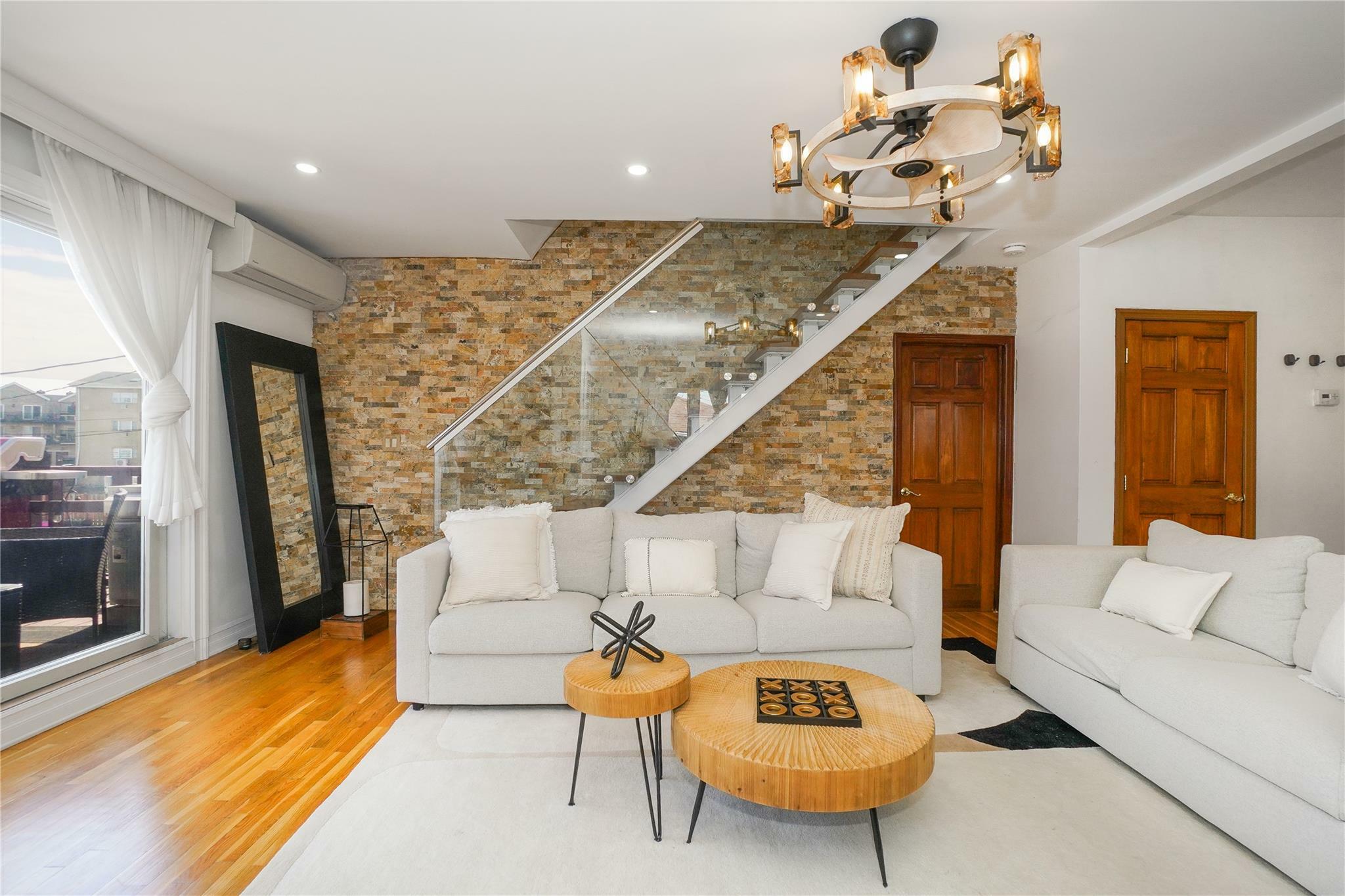 Property Photo: 3087 Alan Place NY 10465