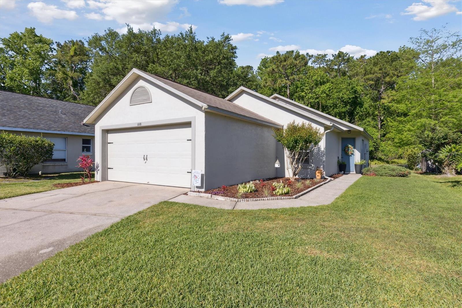 Property Photo: 1118 Brielle Court FL 32765