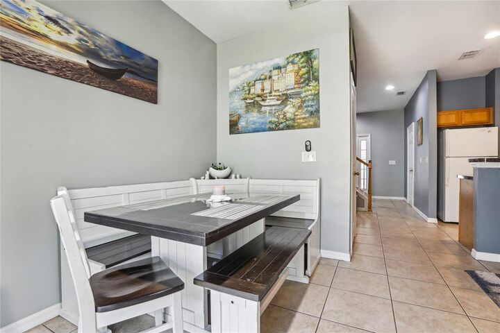Property Photo: 8125 Stone Path Way FL 33647