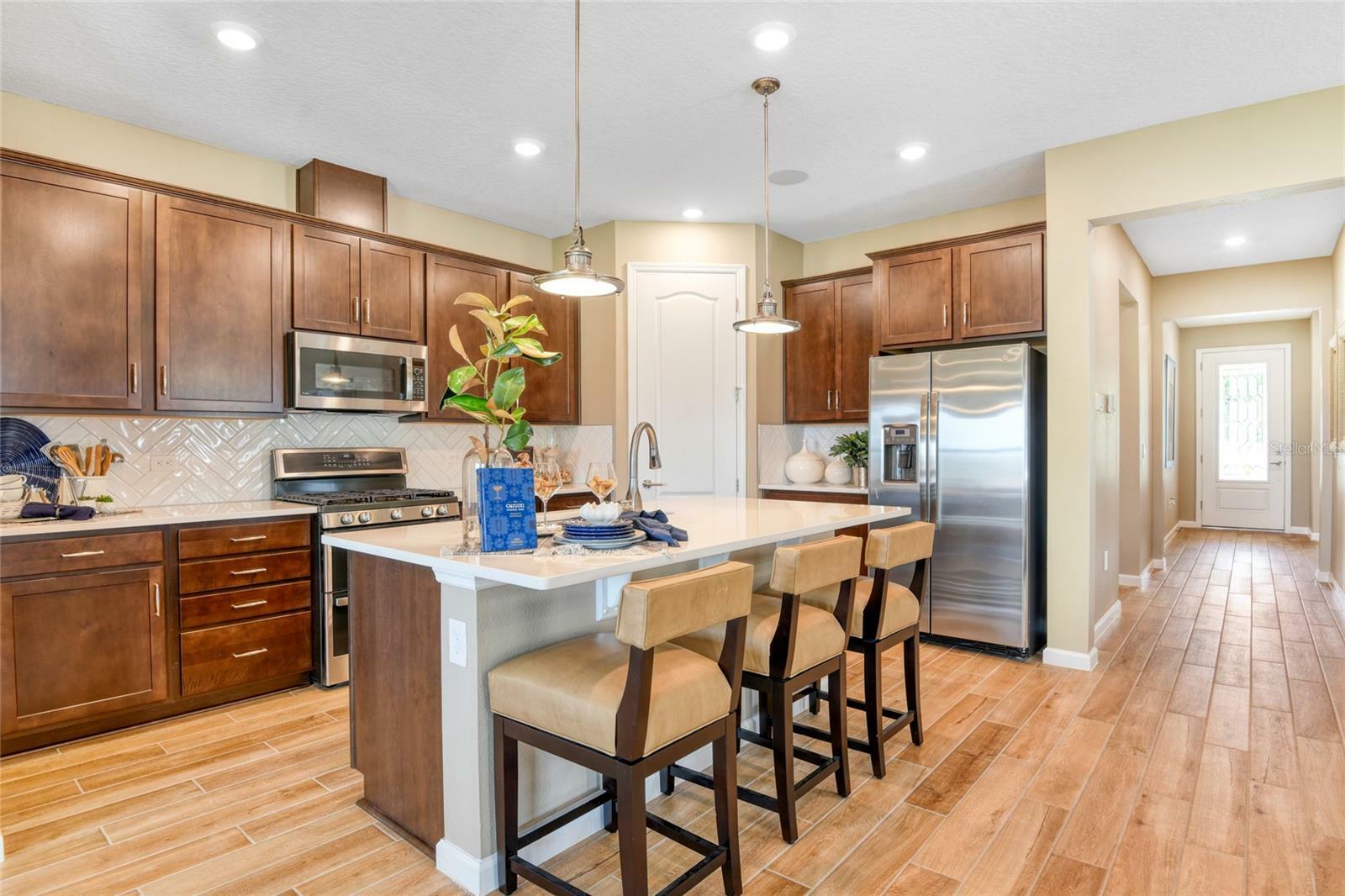 Property Photo:  1003 Cloud Ridge Court  FL 32757 