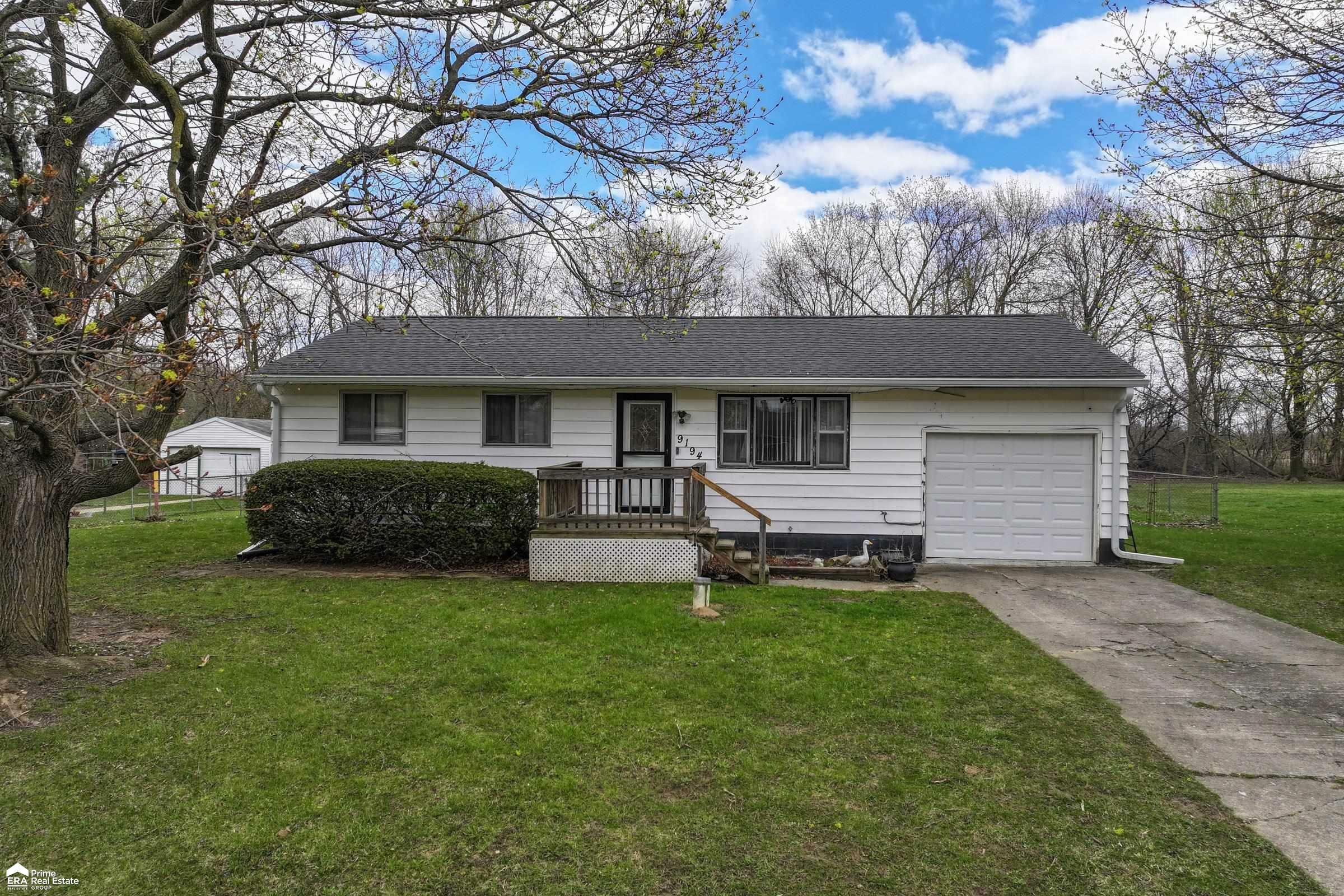 Property Photo: 9194 Maplewood Drive MI 48420