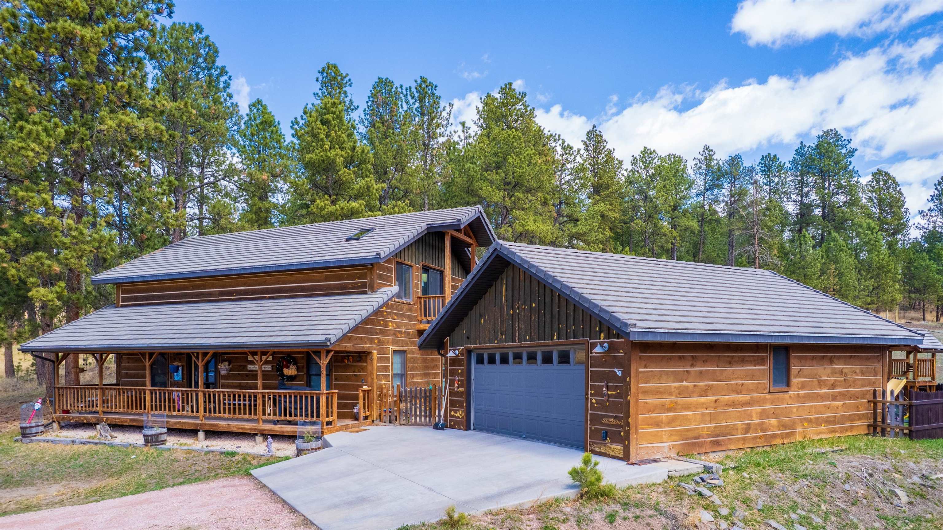 Property Photo:  1101 Homestead Drive  SD 57730 