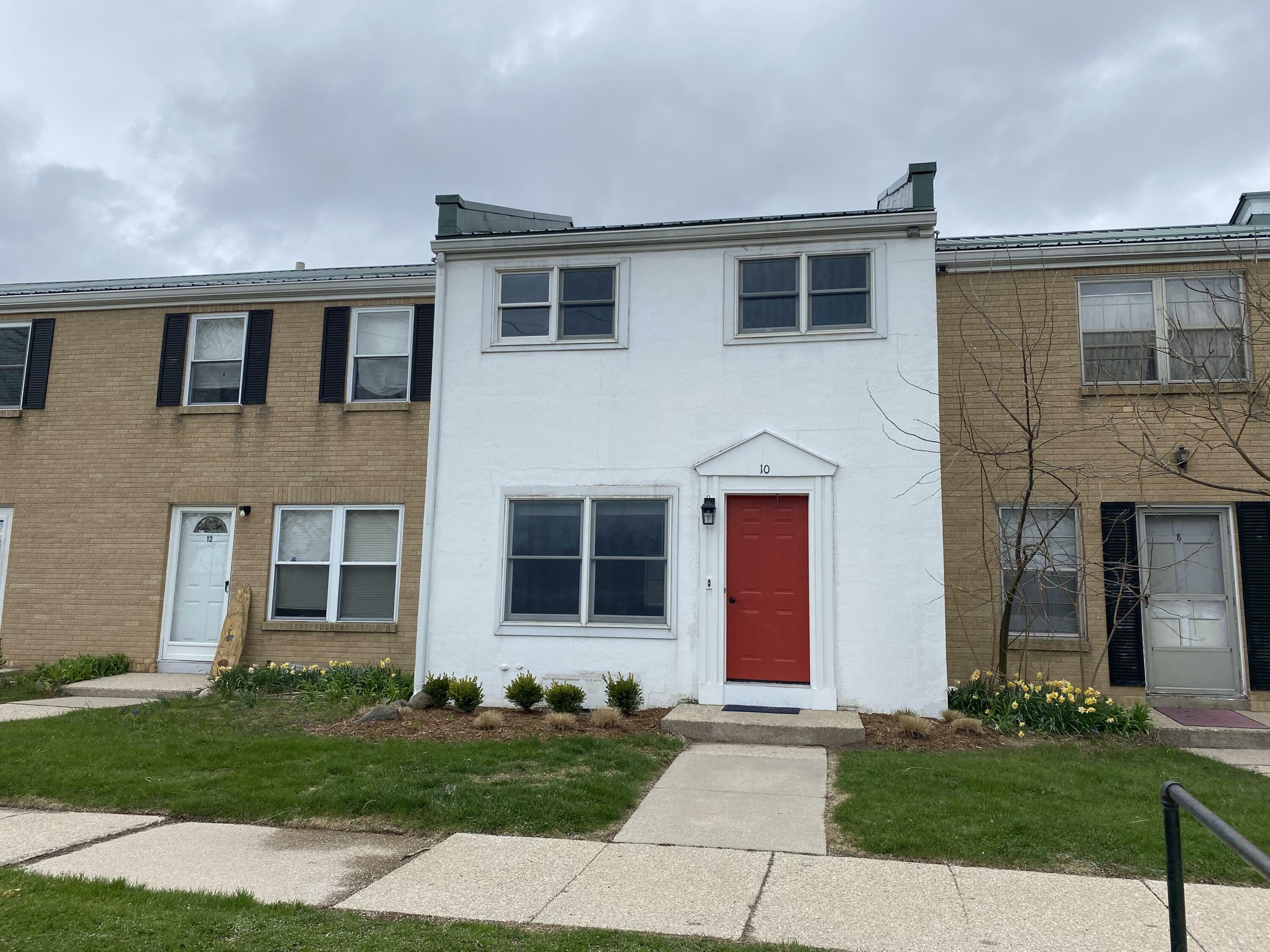 Property Photo: 10 Meadow Hills Lane MI 49412