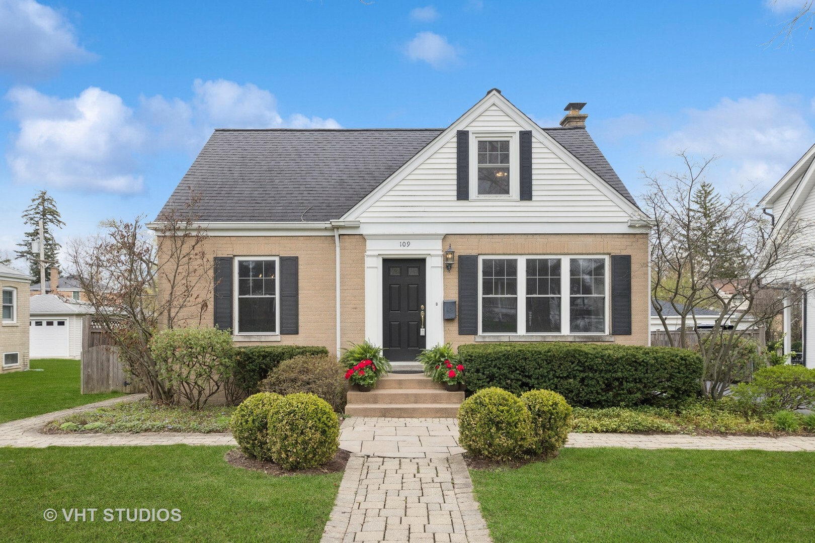 Property Photo: 109 Hiawatha Drive IL 60514