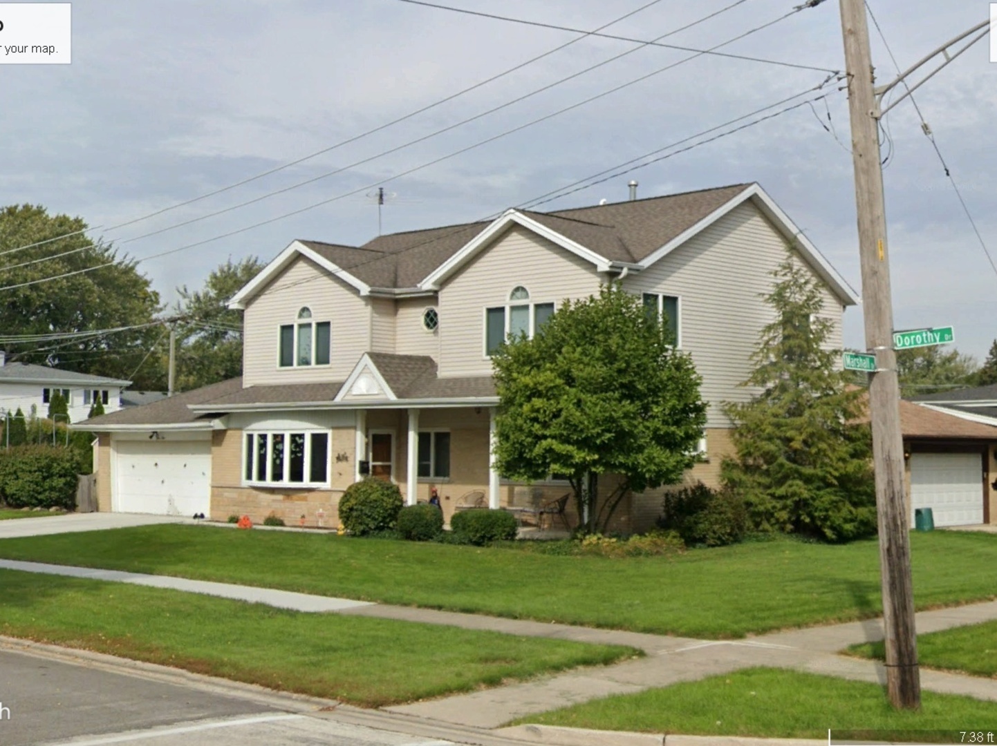 Property Photo: 410 Dorothy Drive IL 60016