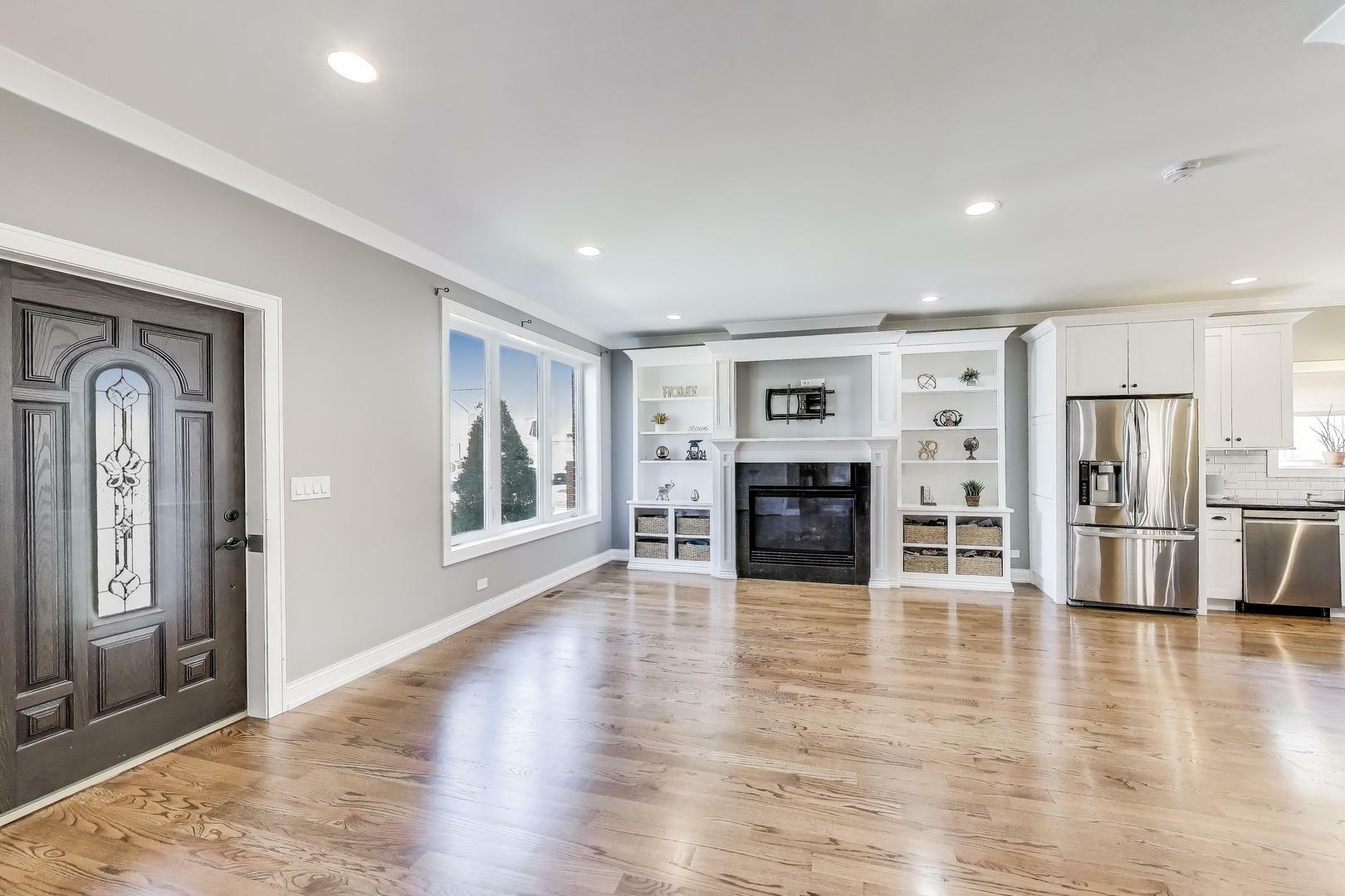 Property Photo: 5530 S Normandy Avenue IL 60638