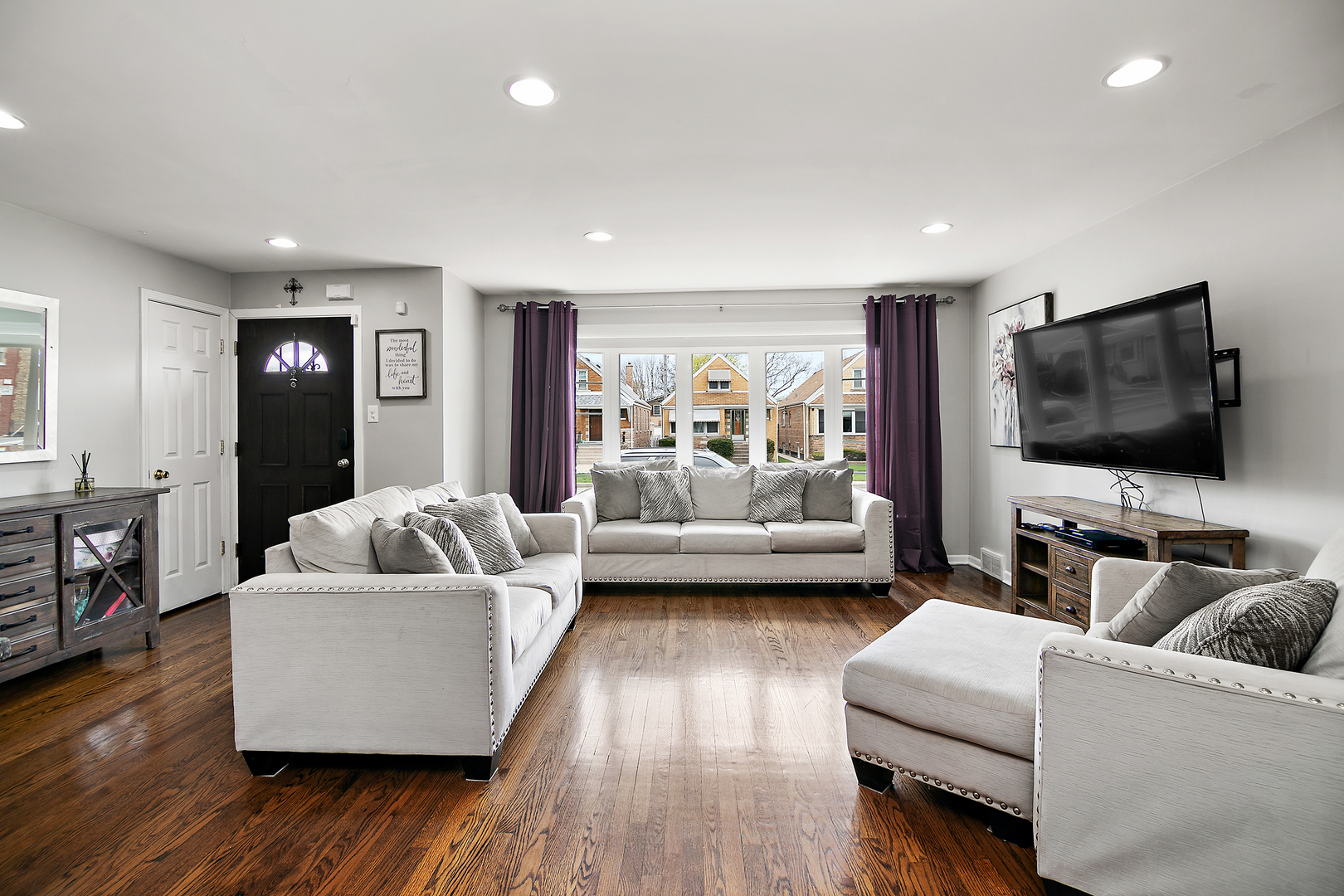 Property Photo: 5629 S Menard Avenue IL 60638