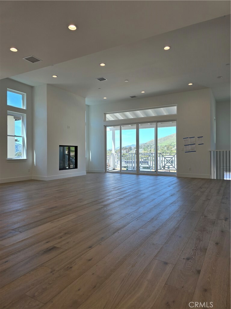 Property Photo: 1439 Hansen Lane CA 93401