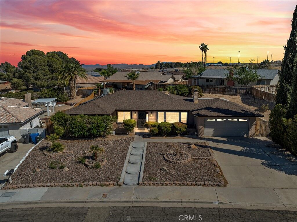 Property Photo:  41 Barcelona Court  CA 92311 