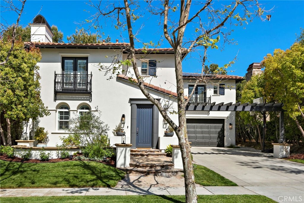 Property Photo: 10 Basilica Place CA 92694