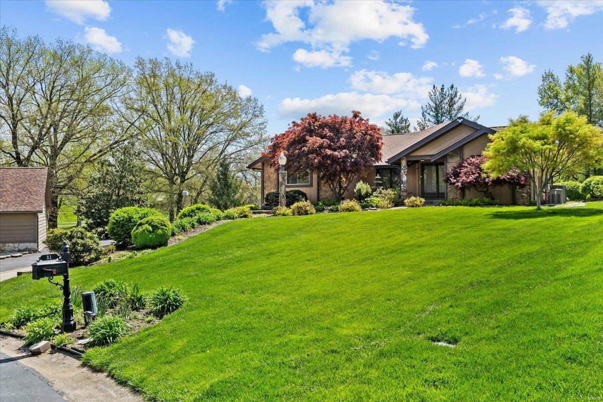 Property Photo: 21 Number Three Green Drive MO 63303
