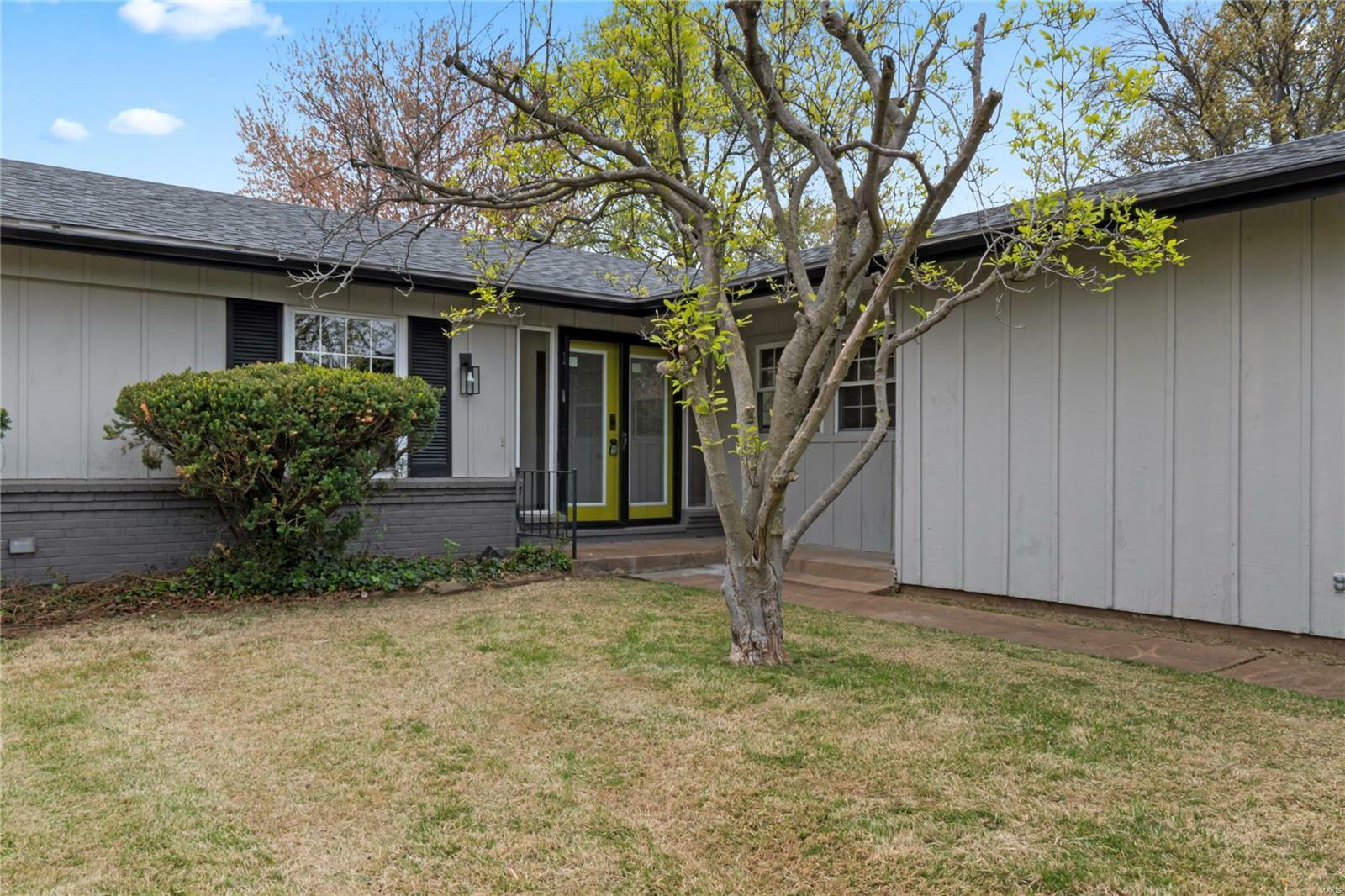 Property Photo: 11735 Old Halls Ferry Road MO 63033
