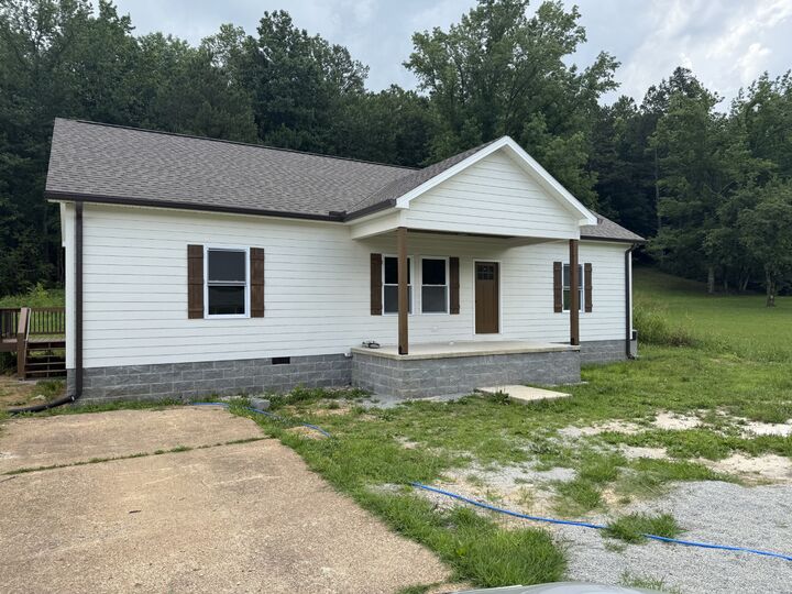 5081 Sunny Acres Dr  Waynesboro TN 38485 photo