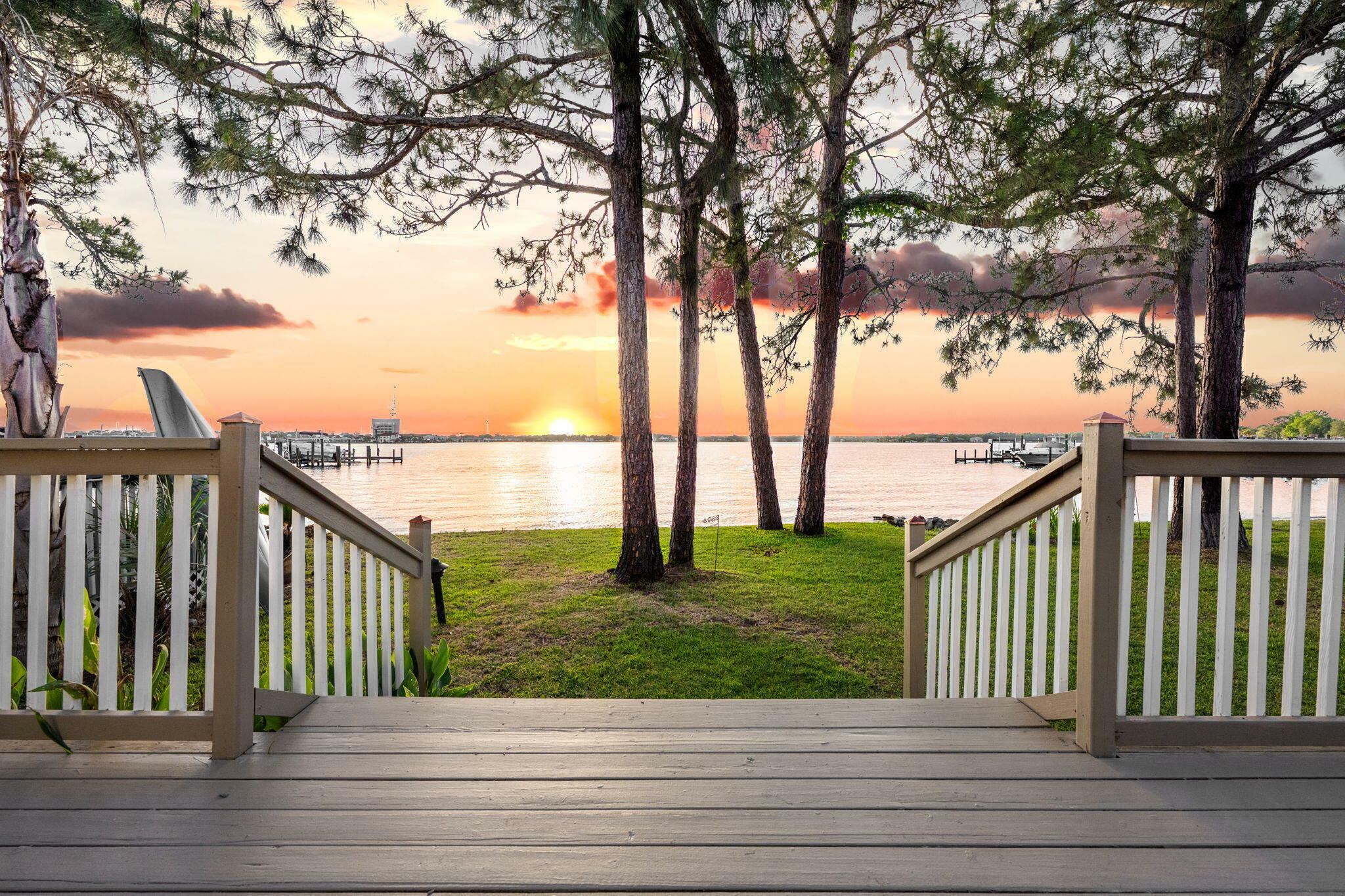 Property Photo: 227 Shalimar Drive 227 FL 32579