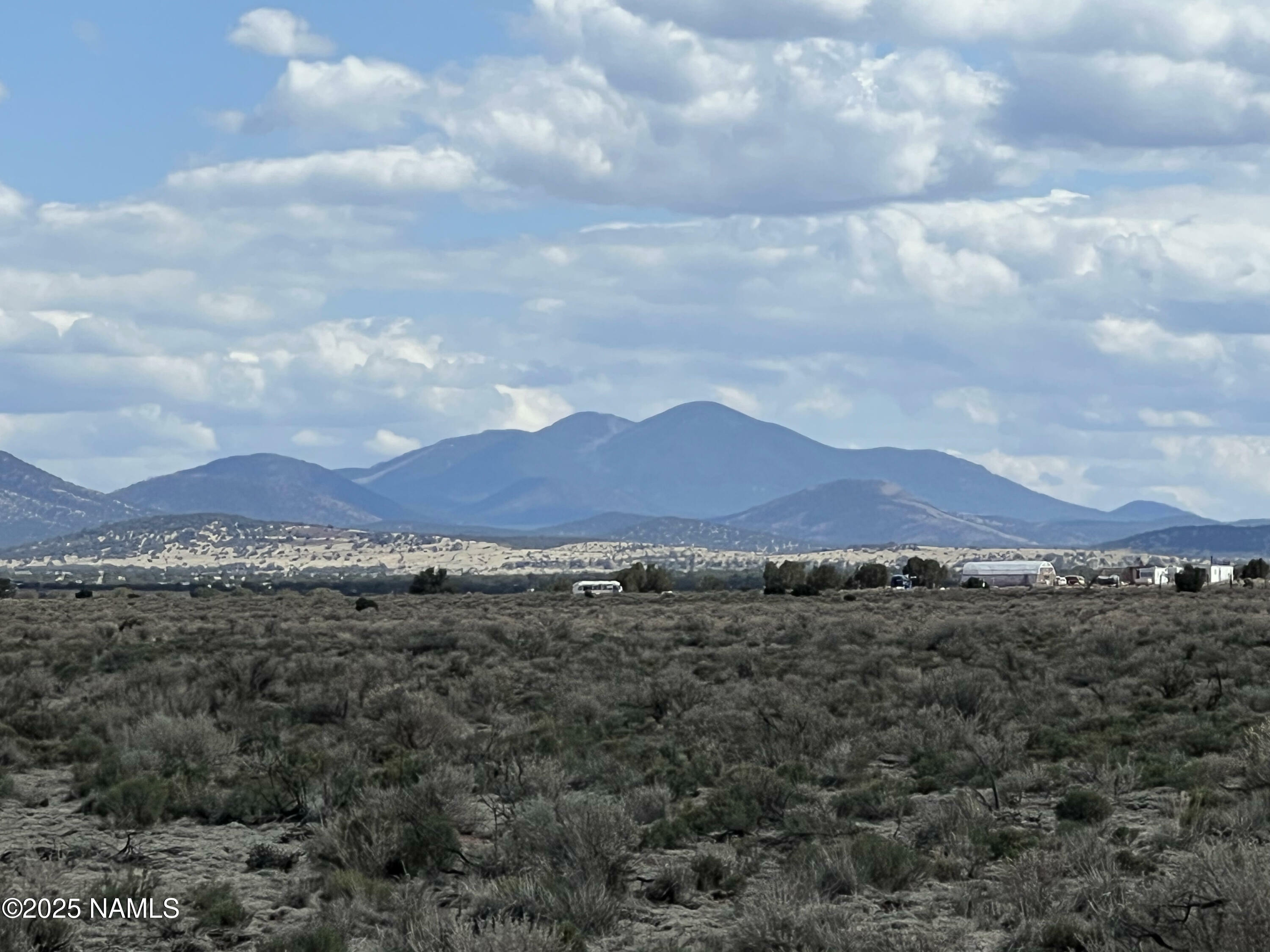 Property Photo:  2353 E Doris Drive  AZ 86046 