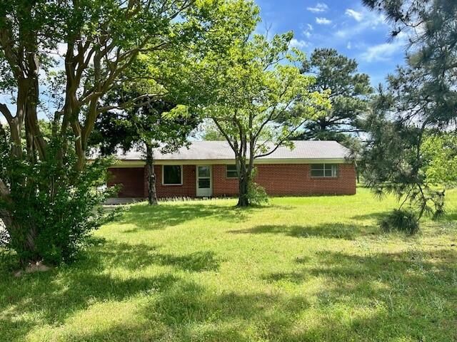 Property Photo: 218 Fm 488 TX 75840