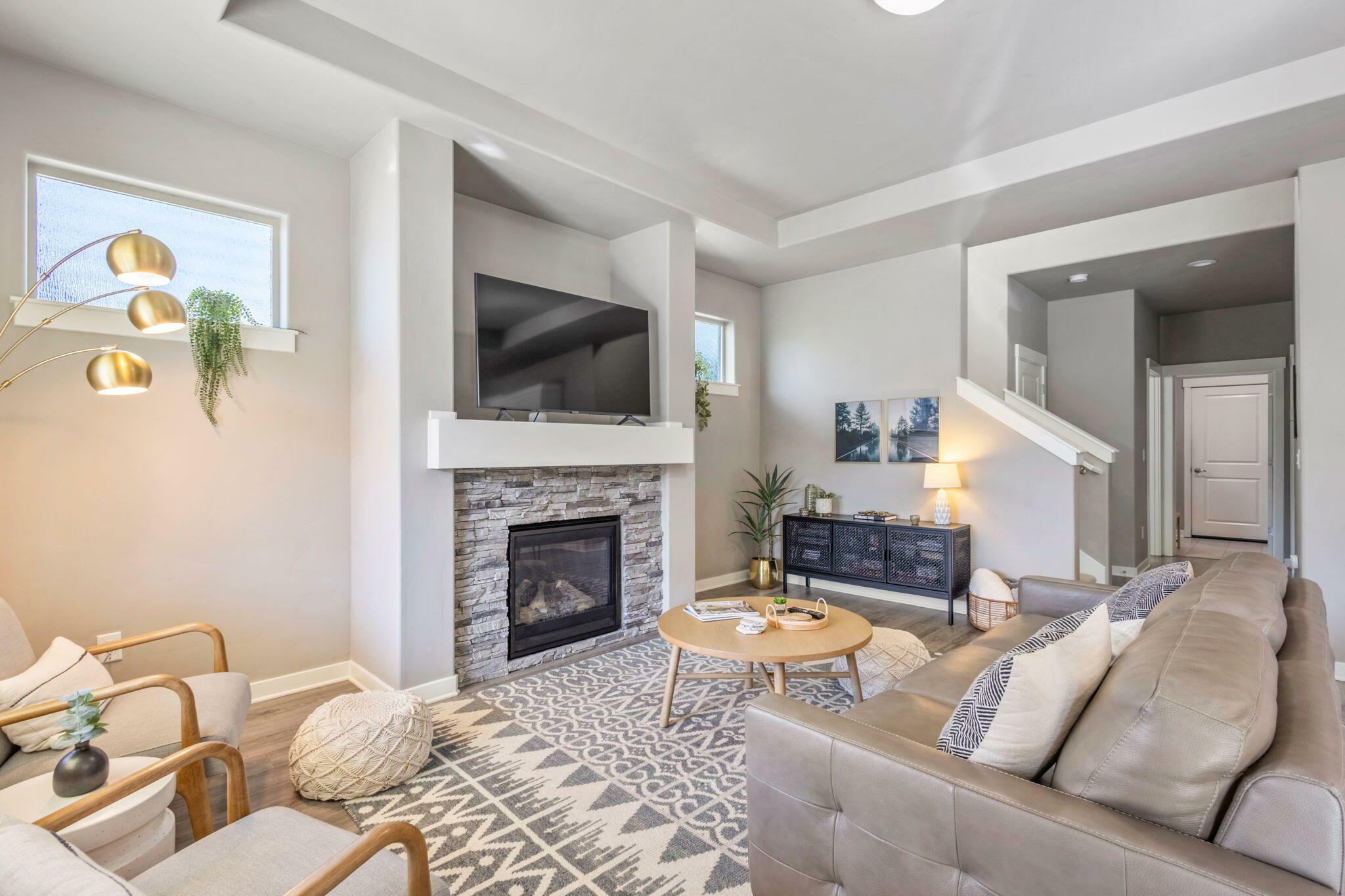 Property Photo: 61054 SE Sydney Harbor Drive OR 97702