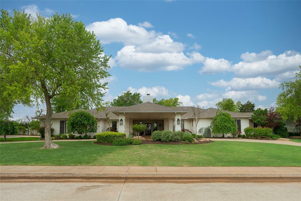 Property Photo: 5909 Oak Tree Road OK 73025