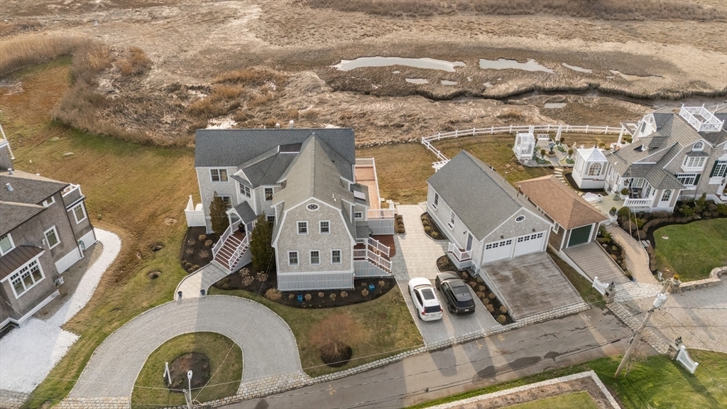 Property Photo: 35 Bayberry Rd MA 02066
