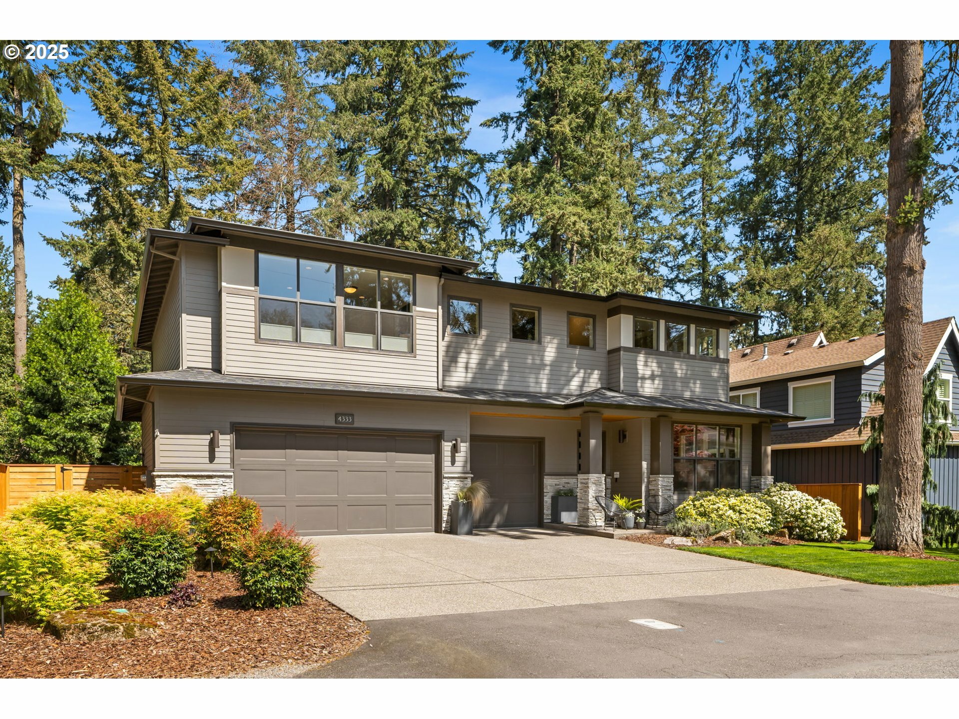 Property Photo: 4333 Haven St OR 97035