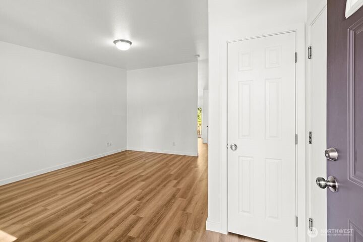 Property Photo:  405 E 65th Street  WA 98404 