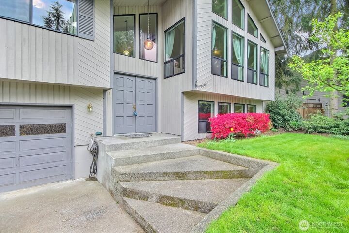 Property Photo: 3607 25th Street SE WA 98374