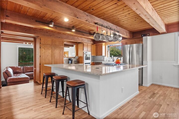 Property Photo: 24839 SE 235th WA 98038