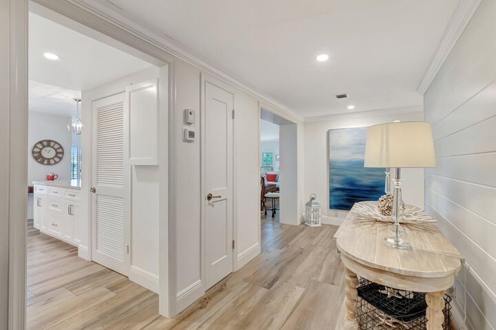 Property Photo: 790 Andrews Avenue H-202 FL 33483