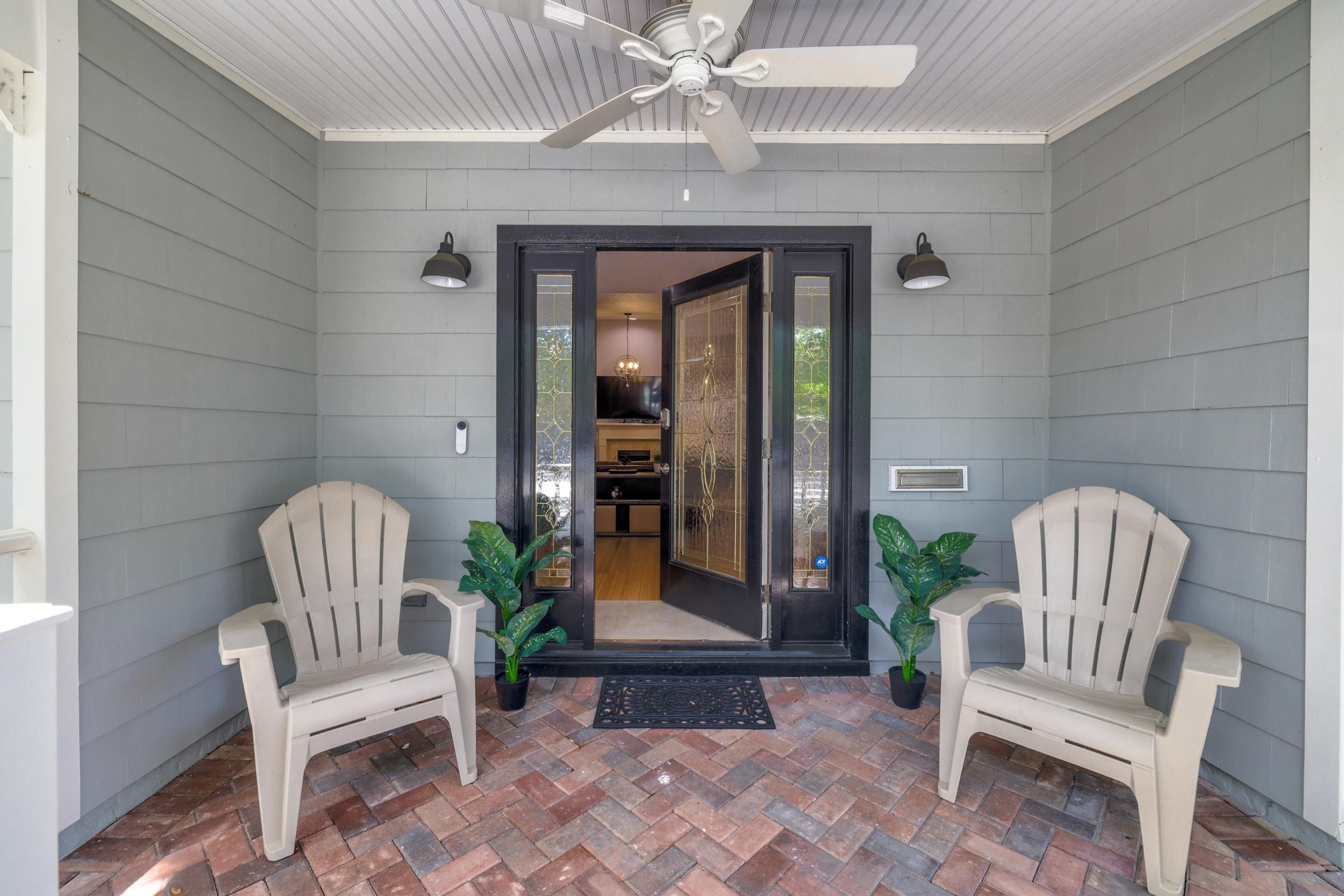 Property Photo: 16 Magnolia Ave FL 32084