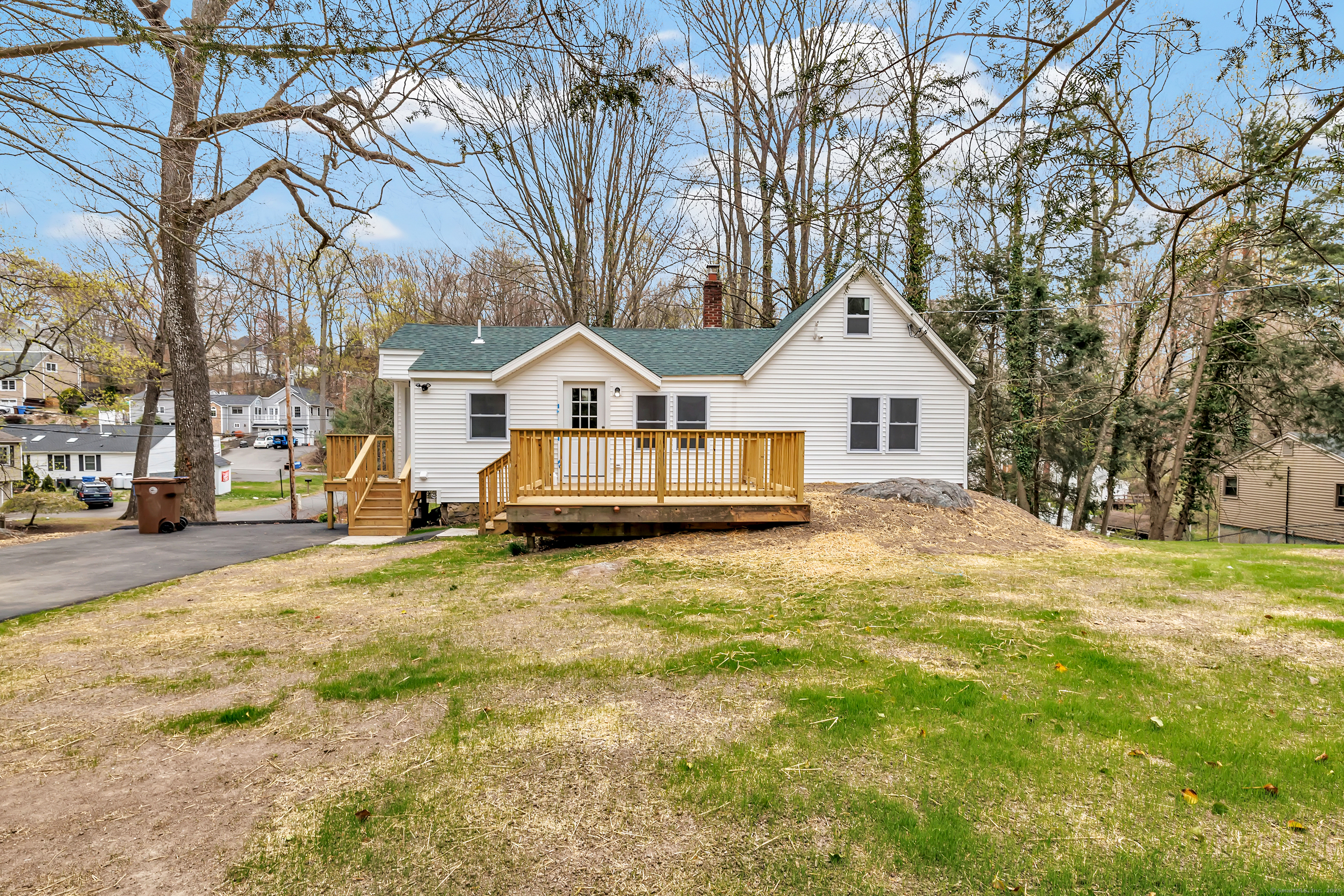 Property Photo: 8 Noguchi Trail CT 06484