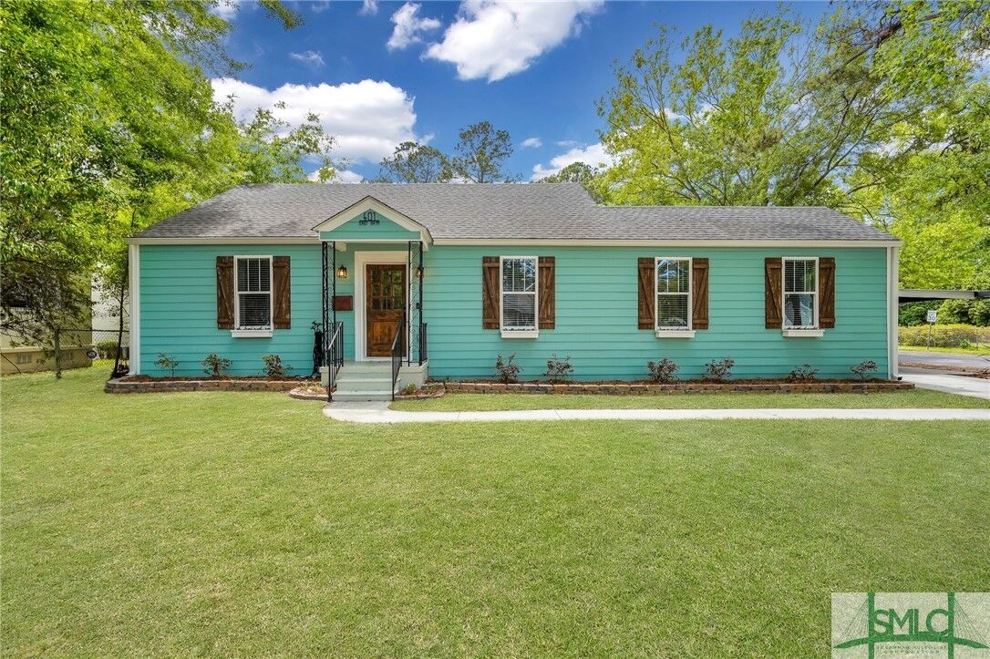 Property Photo:  401 E 64th Street  GA 31405 