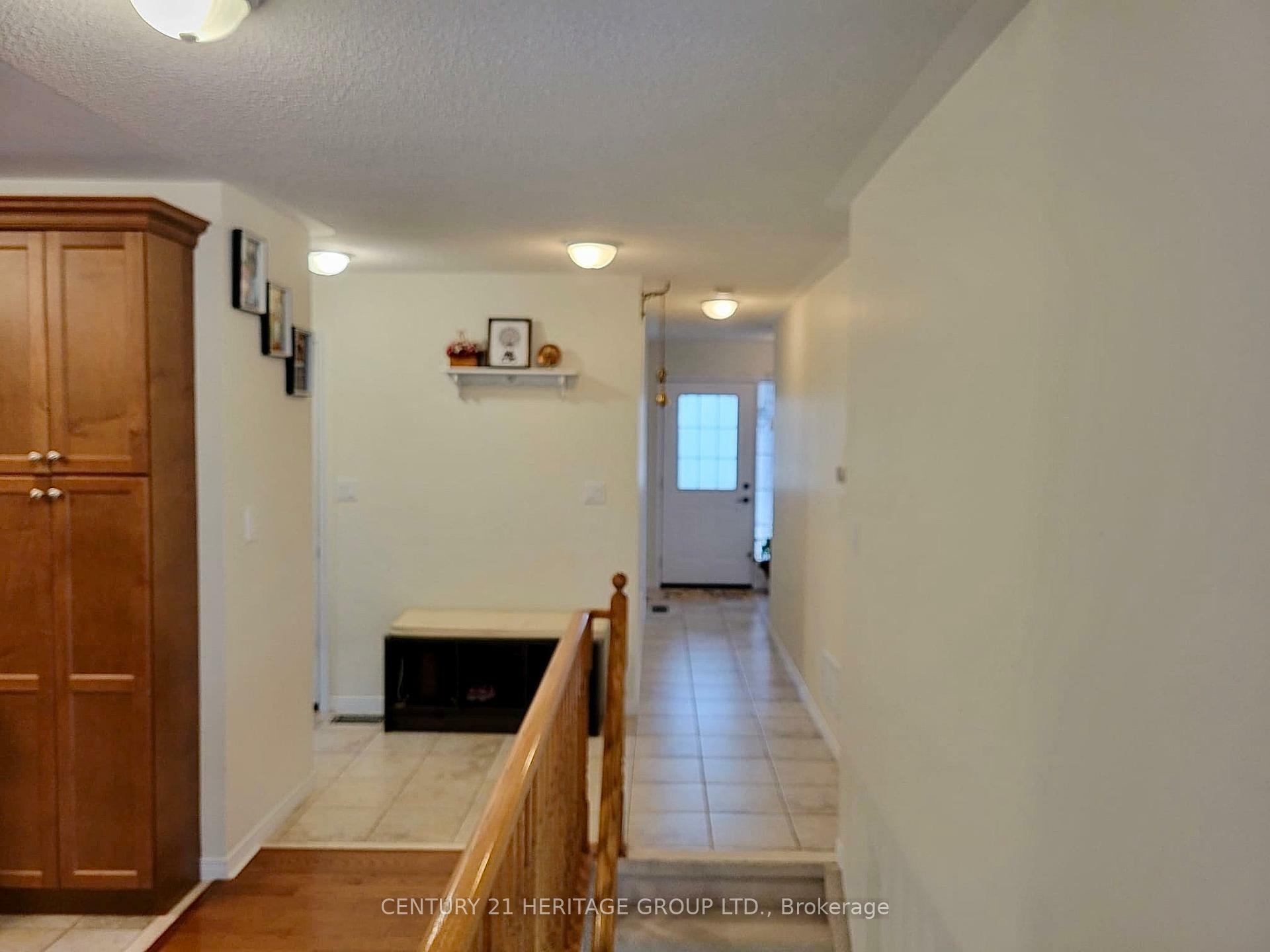 Photo de la propriété: 1686 Northfield Avenue ON L1K 0K7