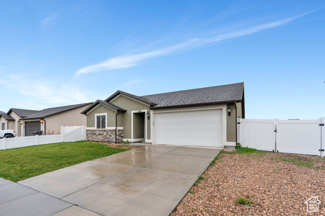 Property Photo: 1784 S 360 W UT 84651