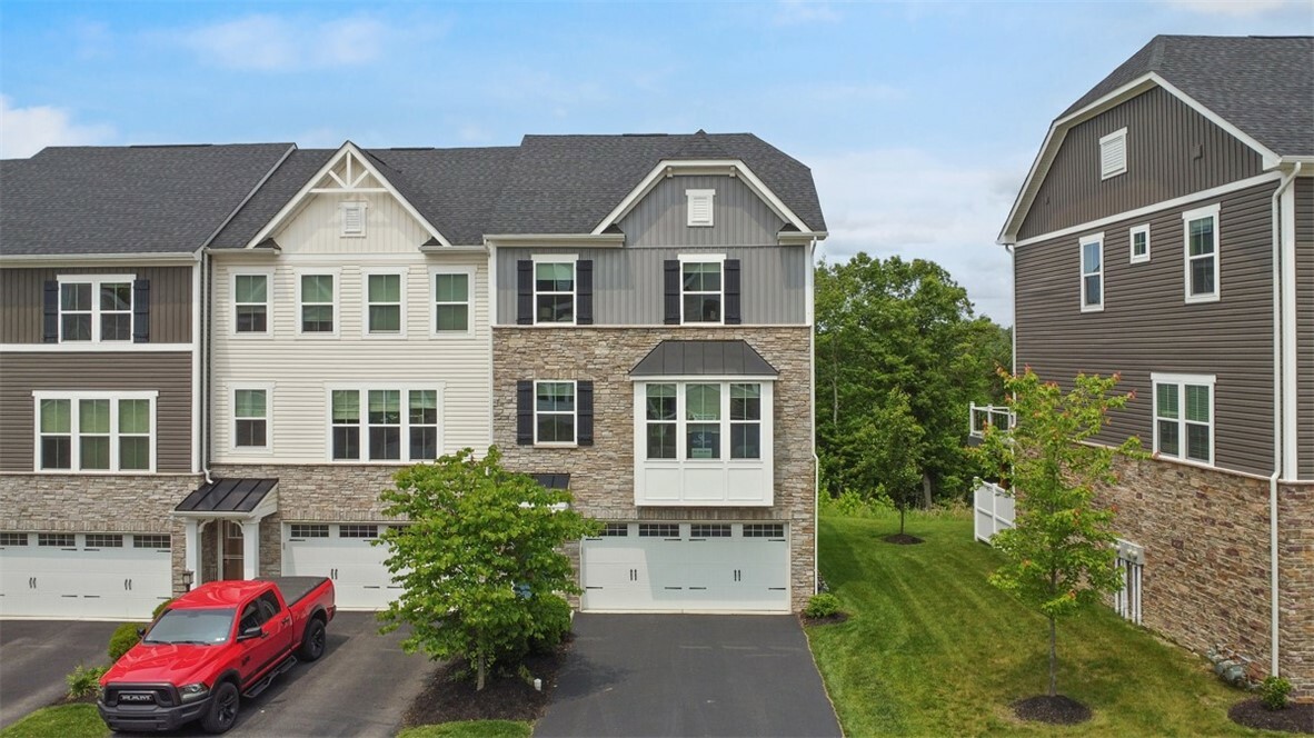 Property Photo: 156 Curtis Ct. PA 15237