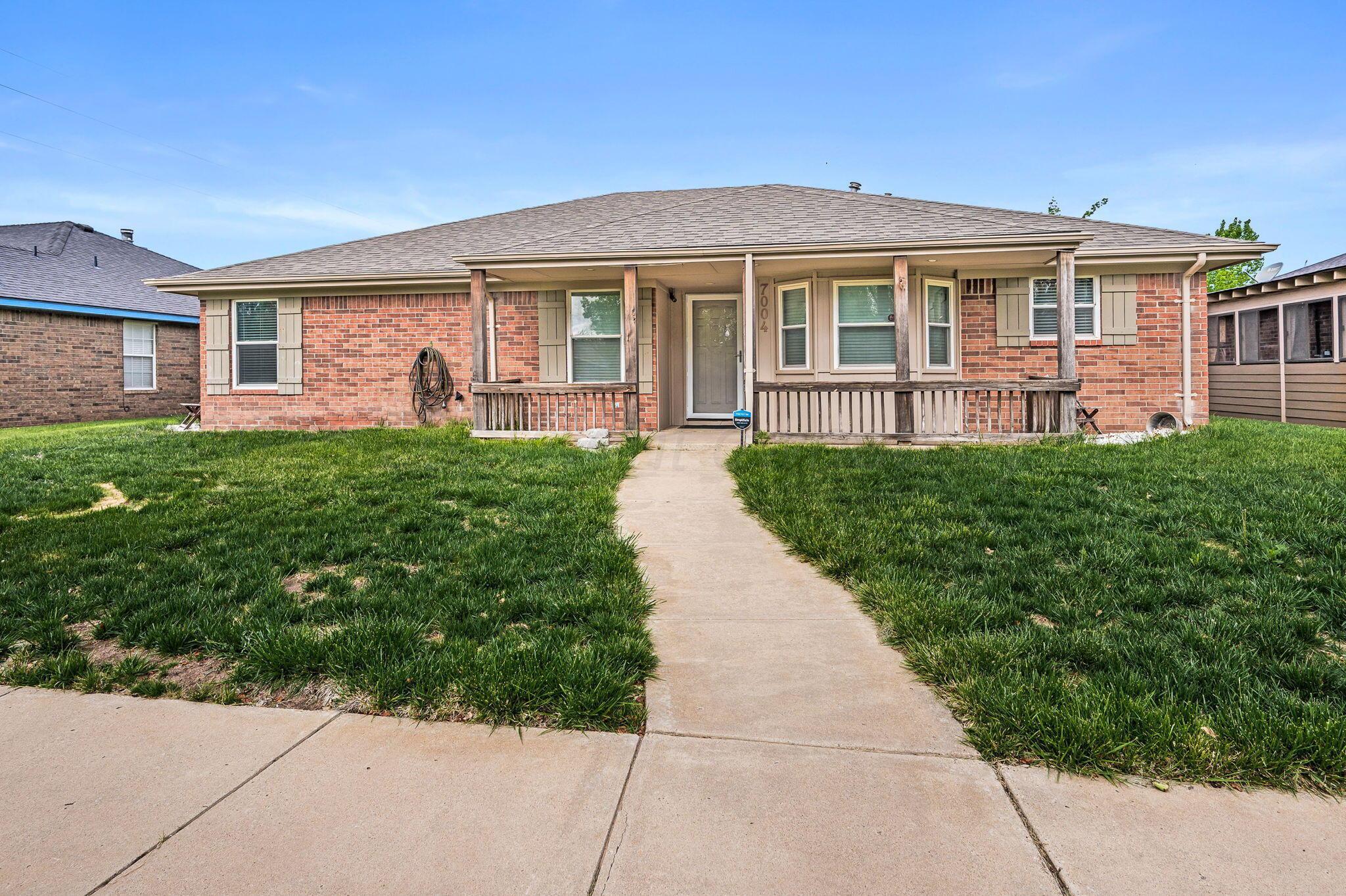 Property Photo: 7004 Devonshire Road TX 79109