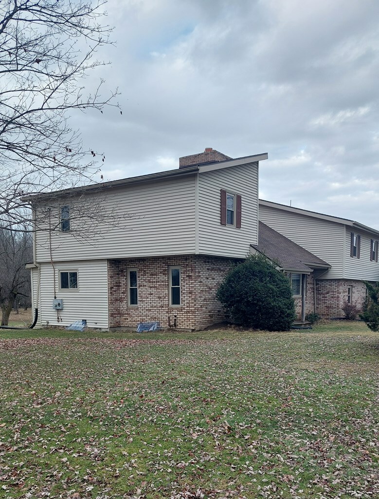 Property Photo:  549 Kinsman Rd  PA 16134 