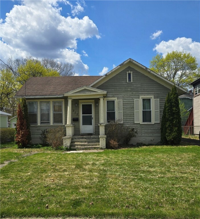 715 Walnut Street  Elmira NY 14901 photo