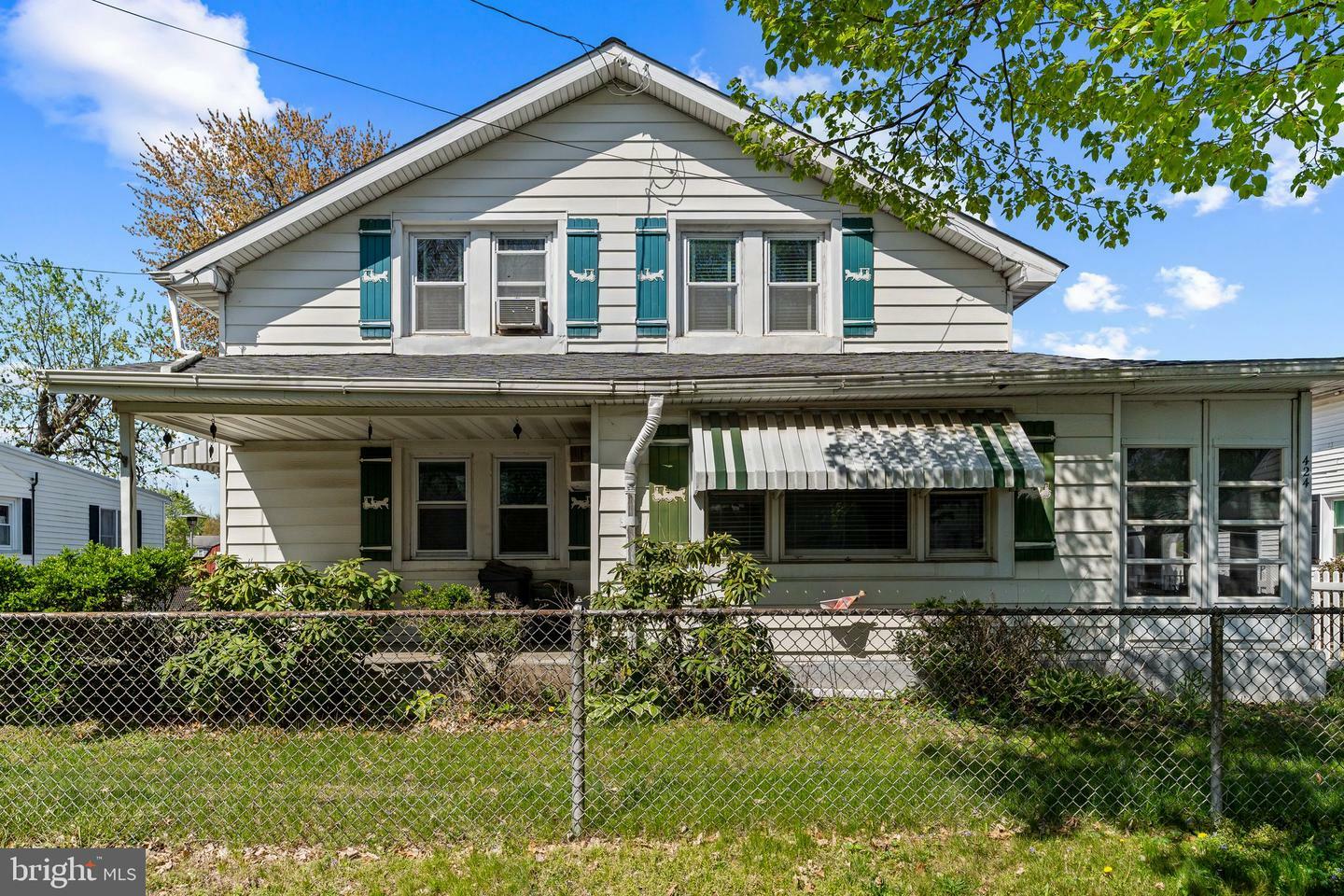 Property Photo: 424 Hulme Street NJ 08016