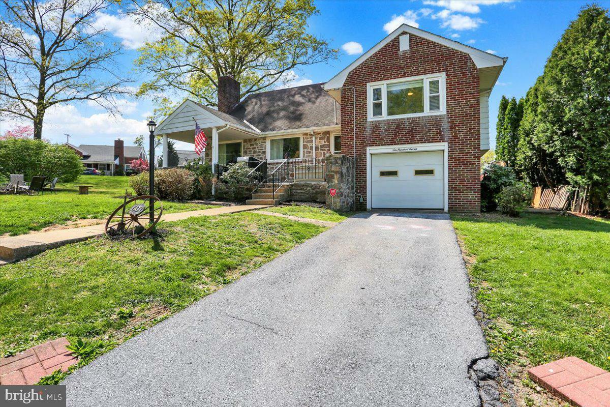 Property Photo: 607 Butter Lane PA 19606