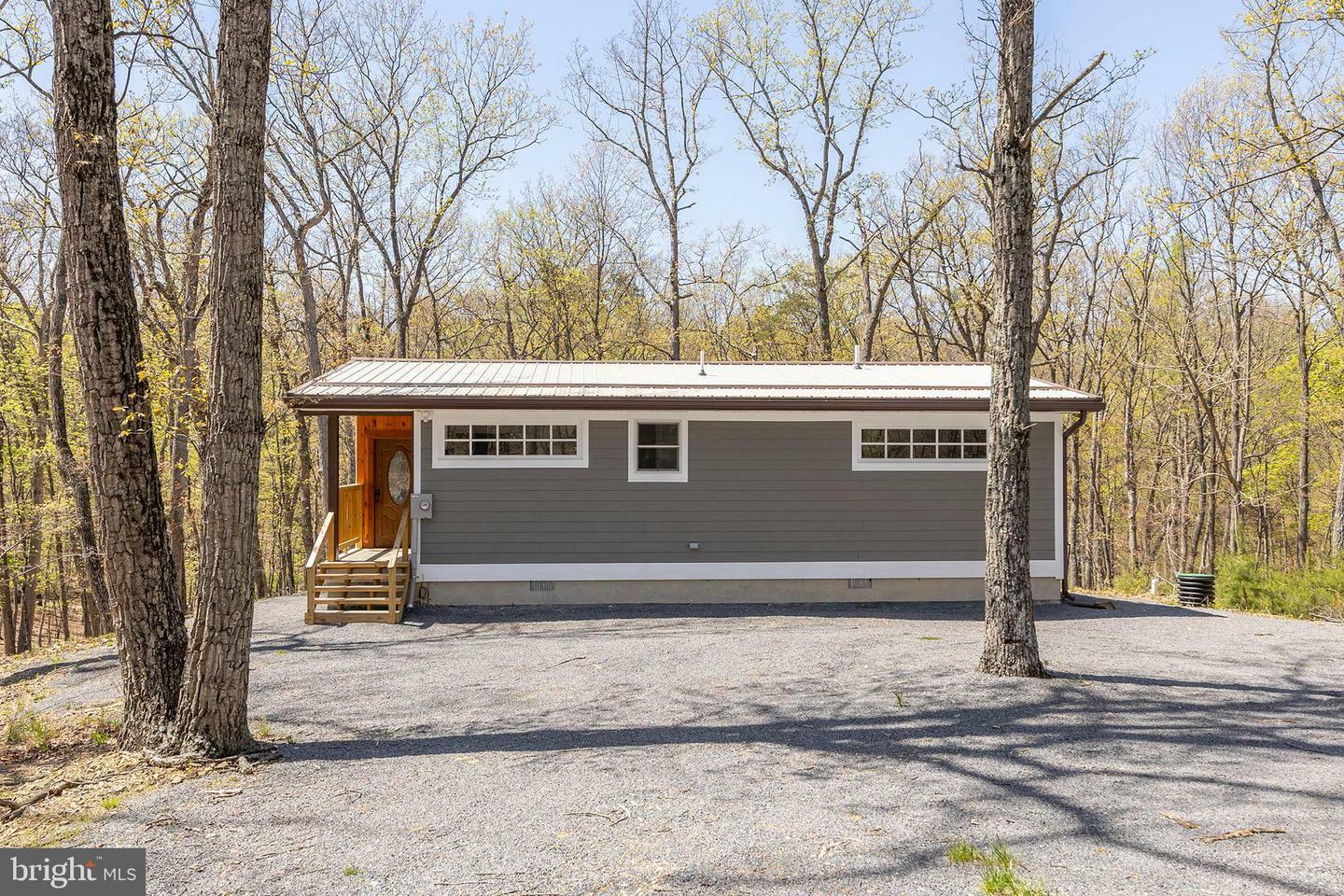 Property Photo:  275 Oak Forest Lane  WV 25411 