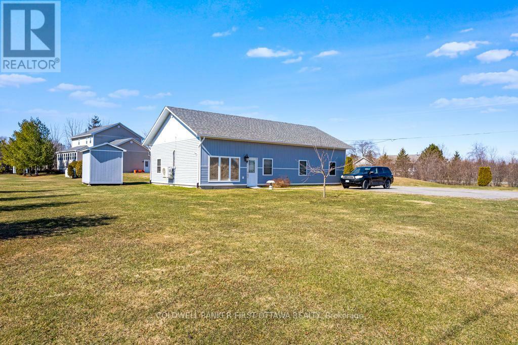 Property Photo: 237 Wayside Drive ON K7R 3C8