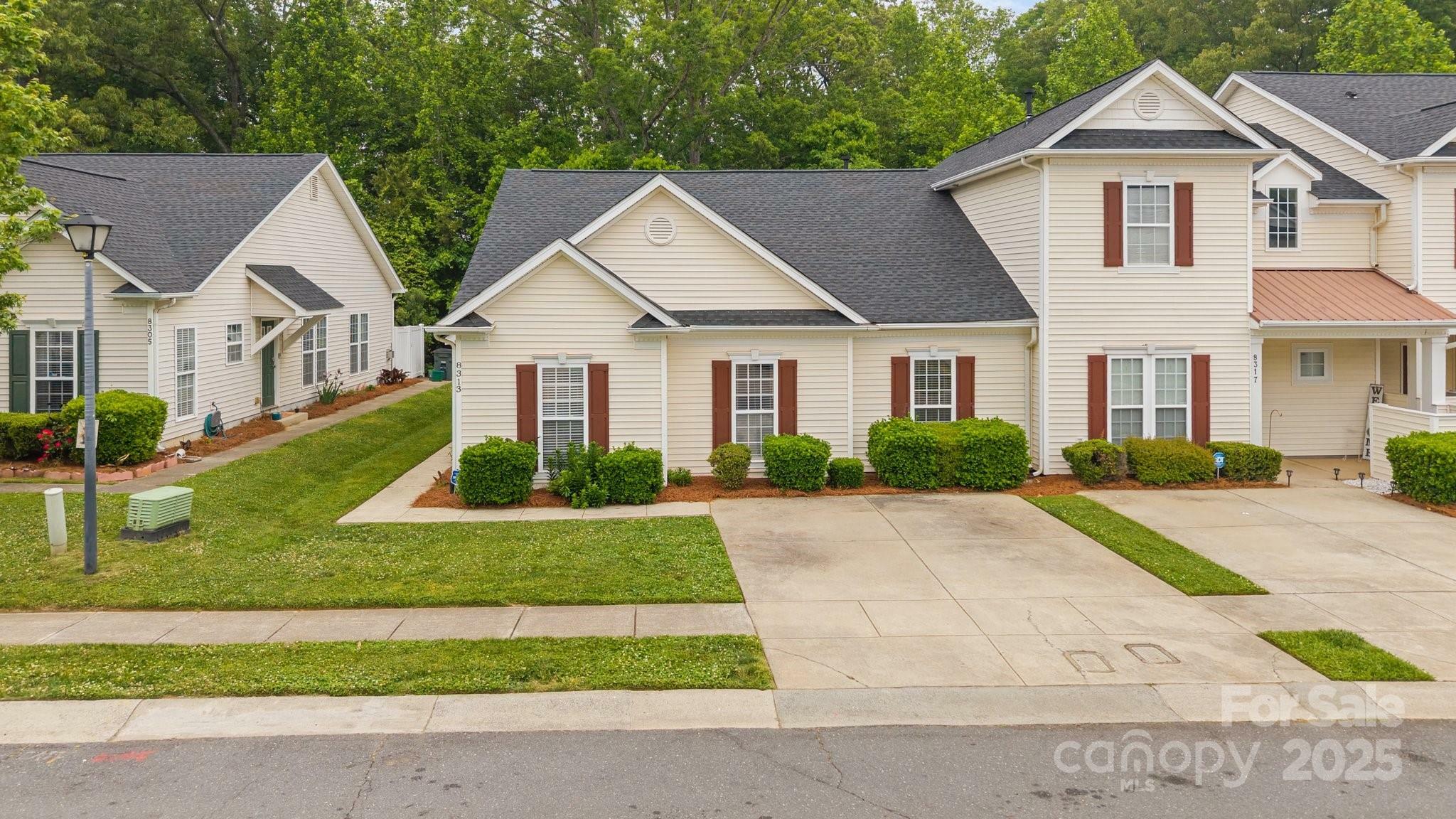 Property Photo: 8313 Carob Tree Lane NC 28215