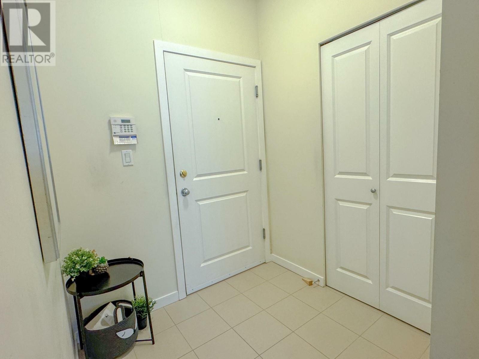 Property Photo: 7089 Mont Royal Square 104 BC V5S 4W6