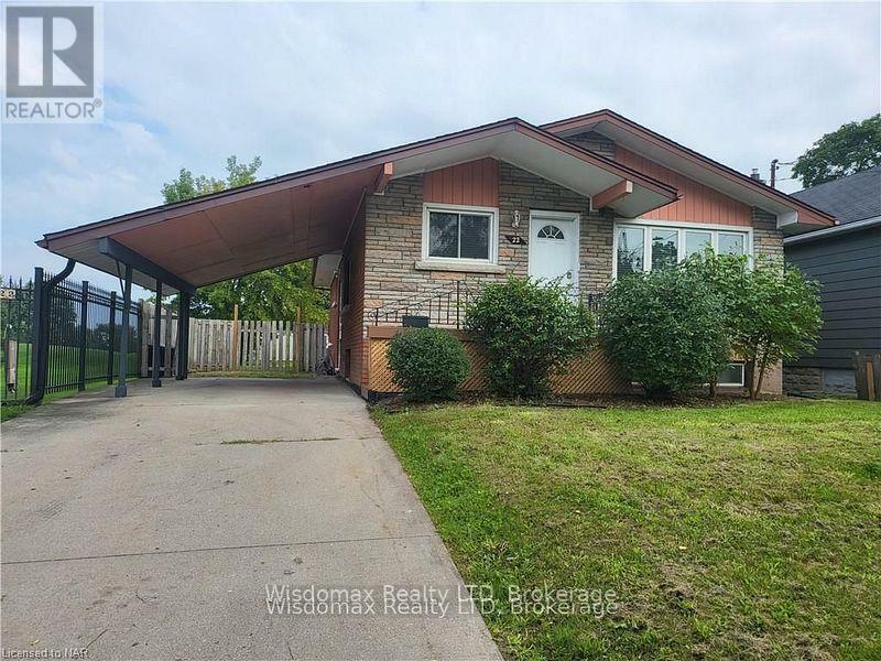 Property Photo: 22 Willowdale Avenue ON L2R 4K6