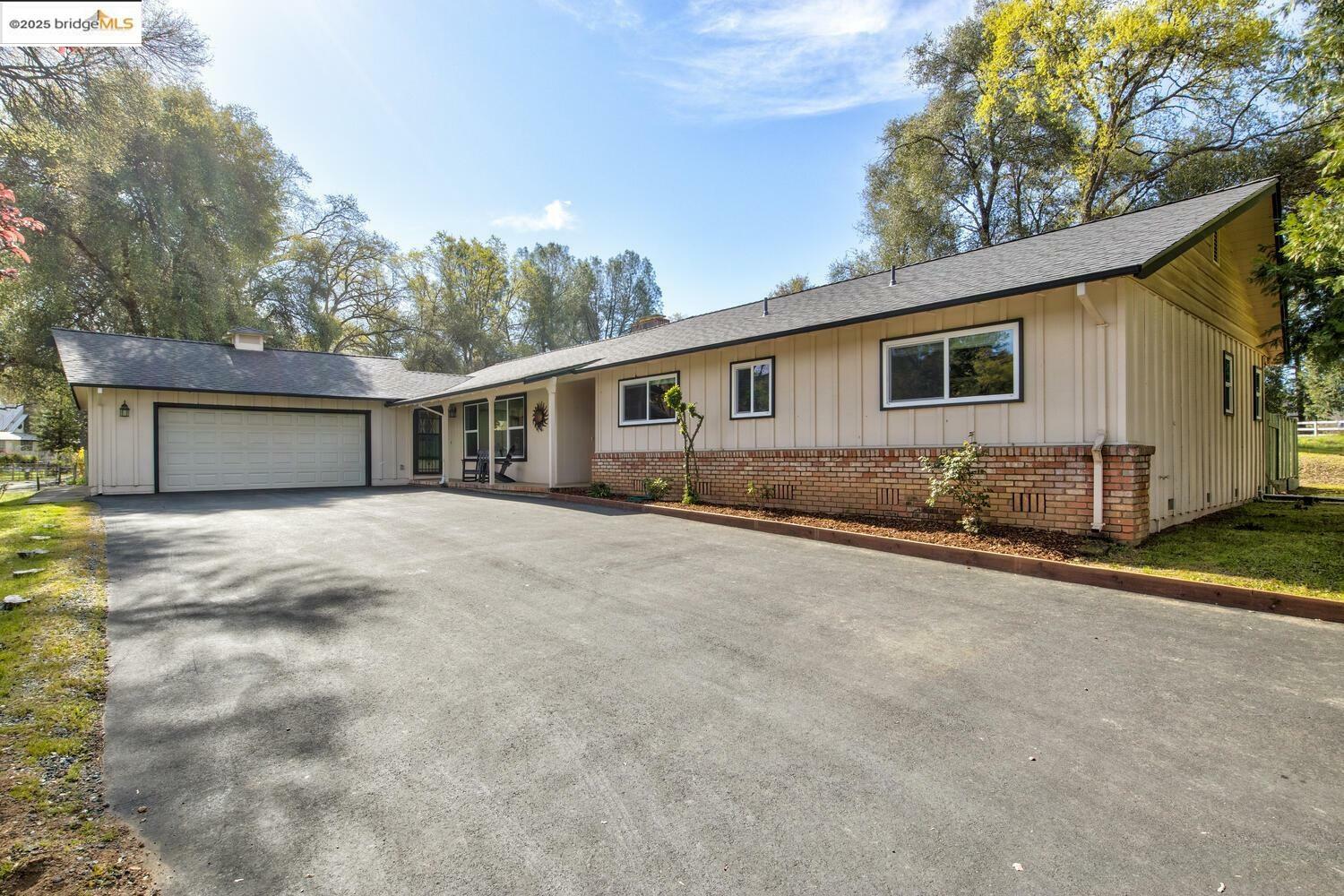 19230 South Court  Sonora CA 95370 photo
